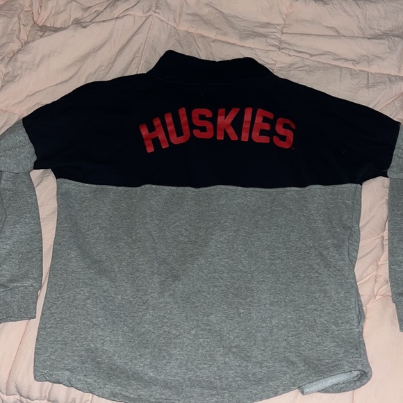 UConn Huskies Quarter Button Up - Picture 5 of 7